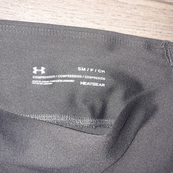 Under Armour Compression HeatGear Leggings - Picture 5 of 5